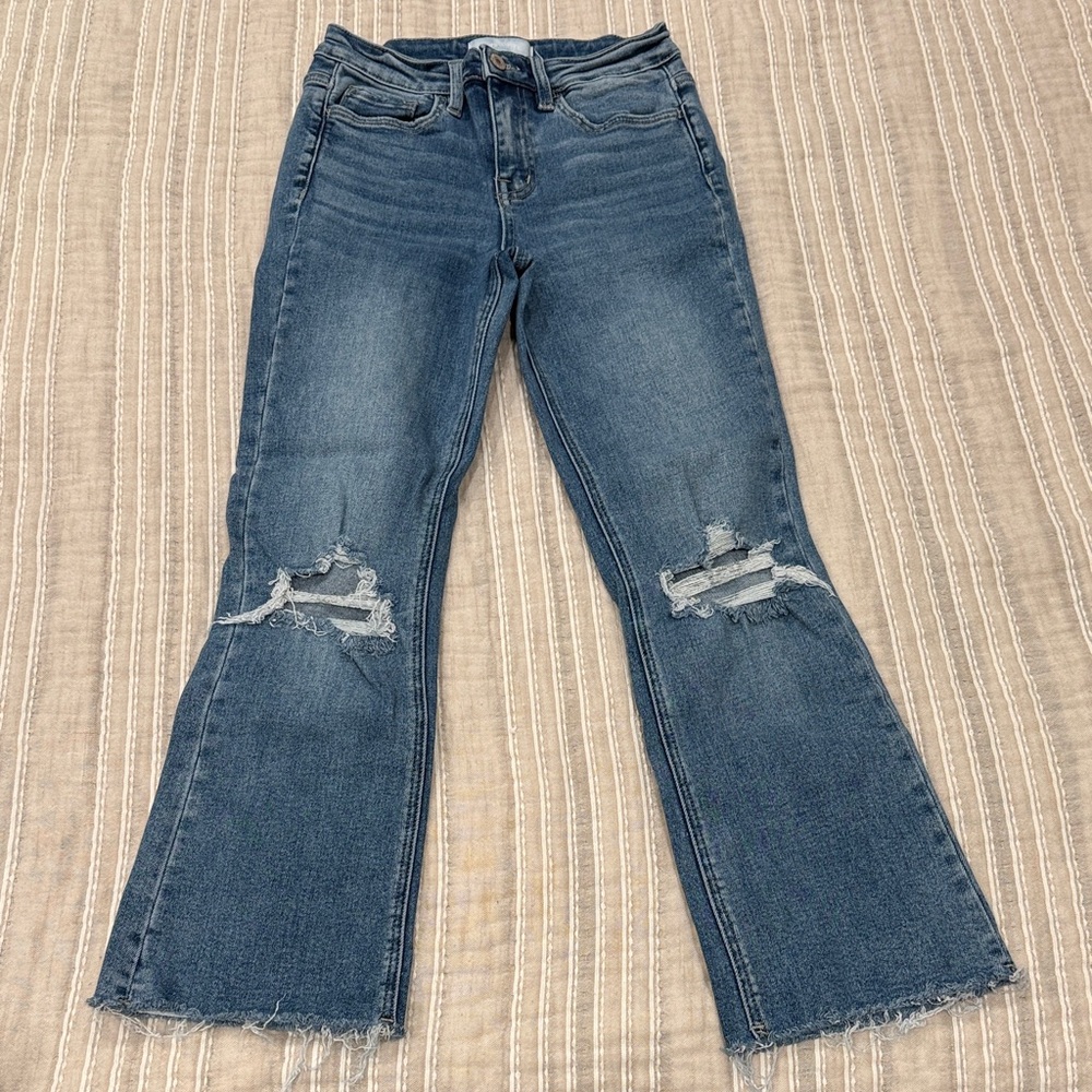 5/$22 Vervet Classic Blue Distressed Women's Jeans